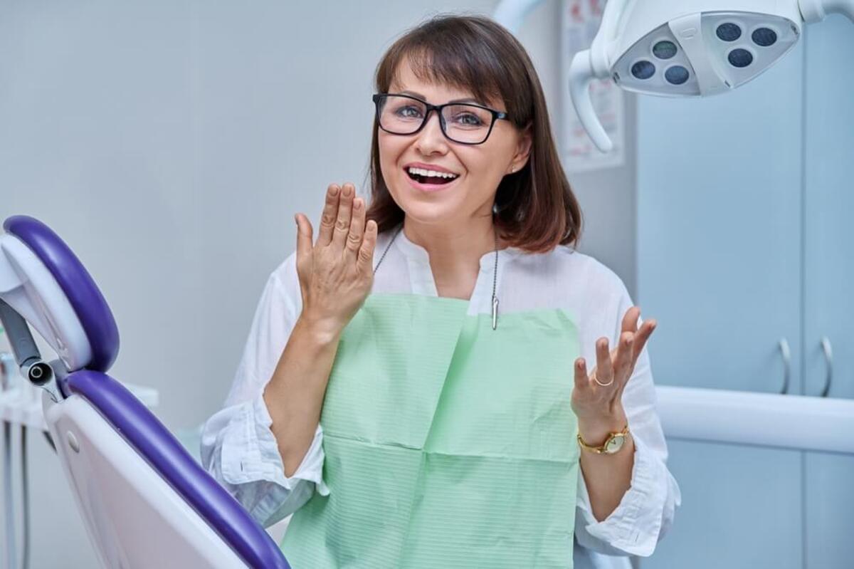 How Long After Teeth Whitening Can I Eat Normally